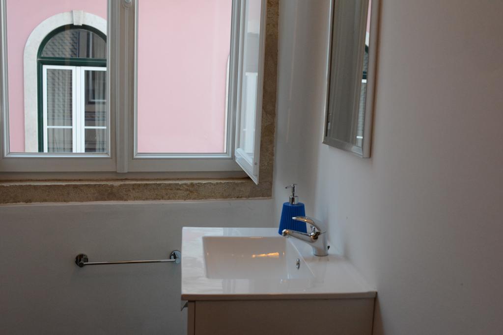 リスボン ファド ベッド ＆ ブレックファースト サントス Bed & Breakfast エクステリア 写真